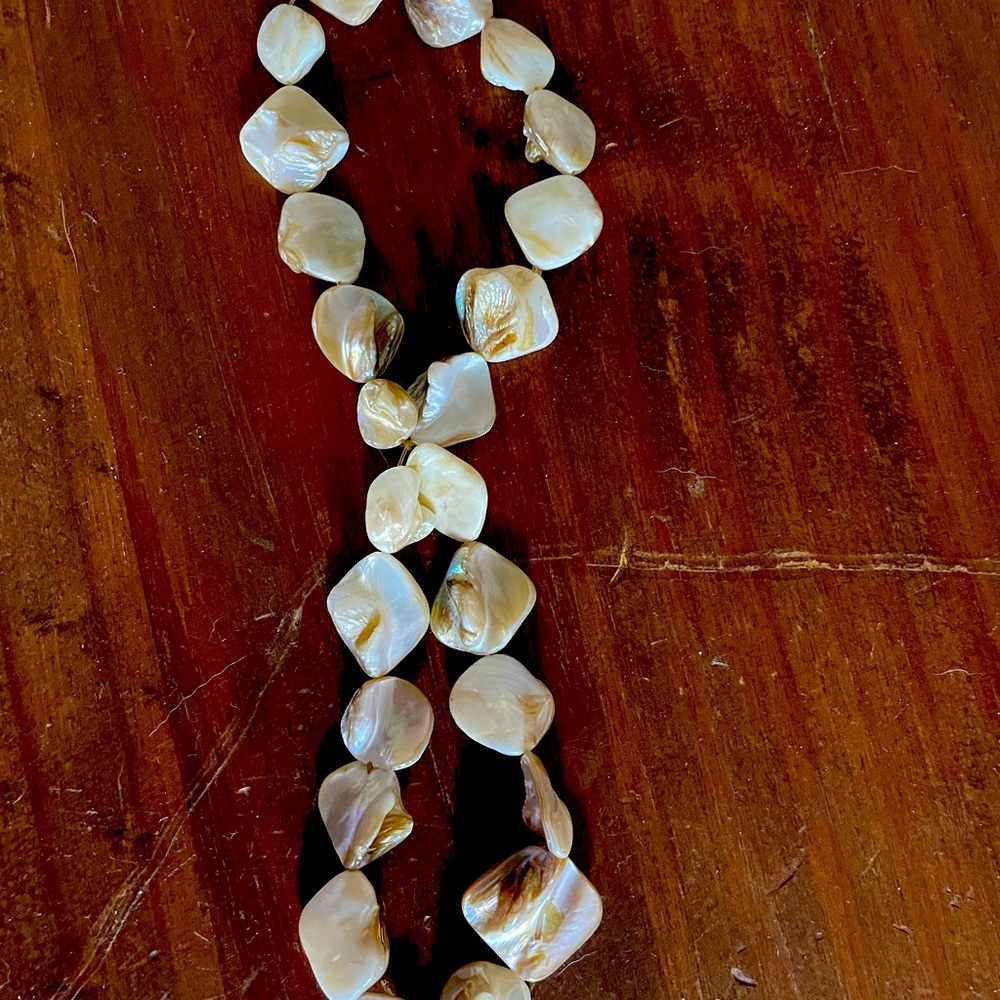 Shell Braclet - Picture 2 of 3